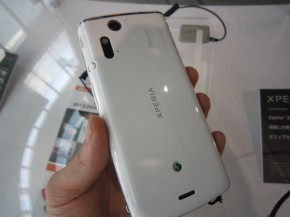 Xperia acro ホワイト