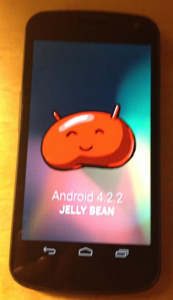 Android4.2.2ロールアウト